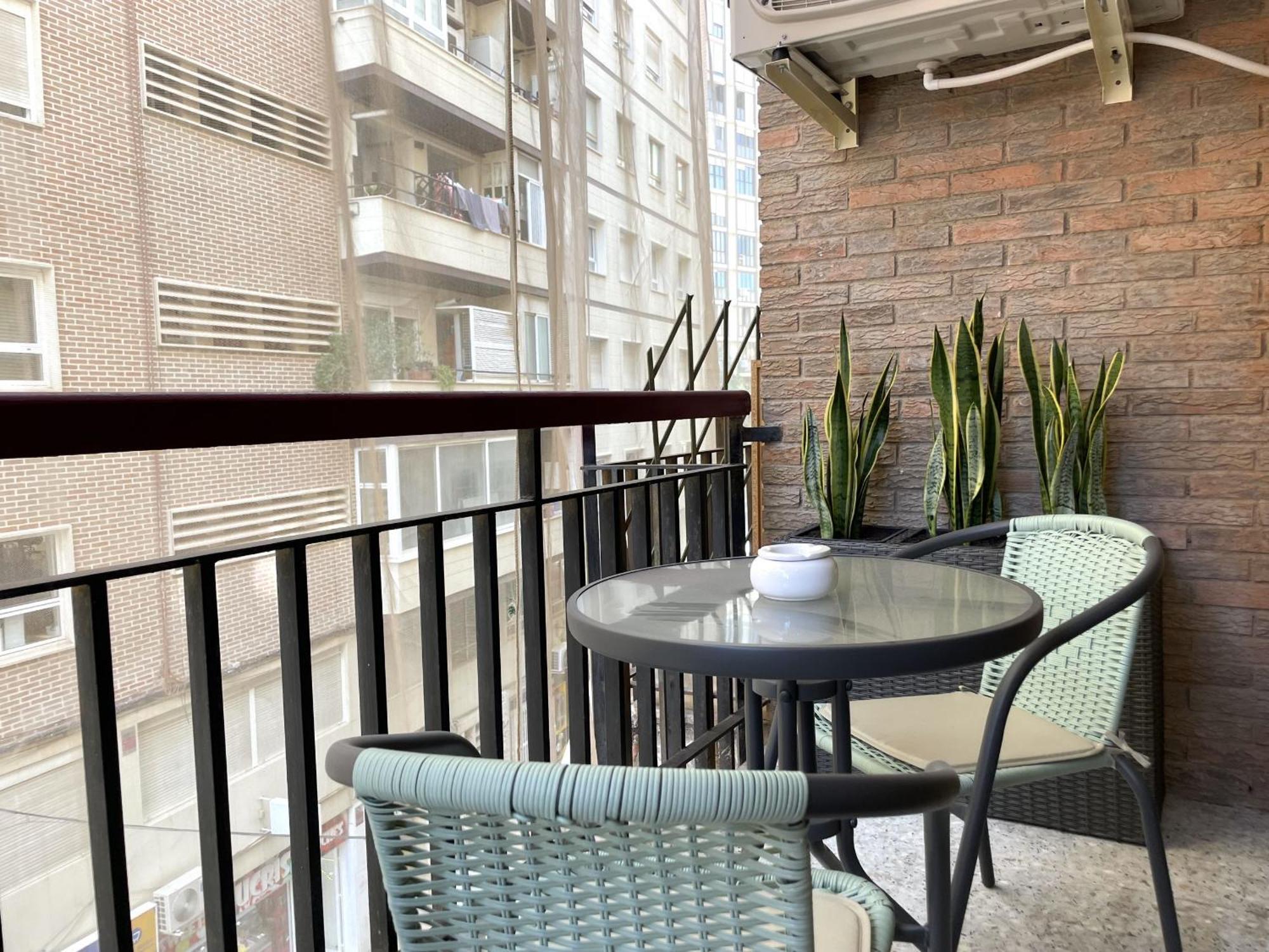 Cozy San Cristobal Apartment In Heart Of אליקאנטה מראה חיצוני תמונה
